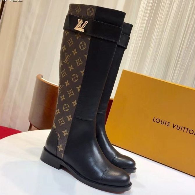 Louis Vuitton Monogram Canvas/Clafskin Boot