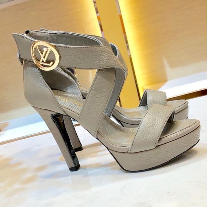 Louis Vuitton Horizon LV Circle Platform High-Heel Sandal Grey