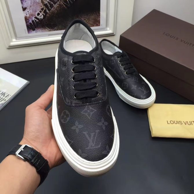 Louis Vuitton Men's Lace-up Sneaker Monogram Eclipse Canvas