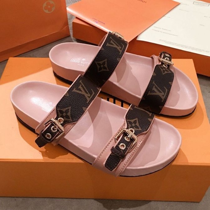 Louis Vuitton Bom Dia Monogram Leather Flat Sandals 1A4WJK Pink