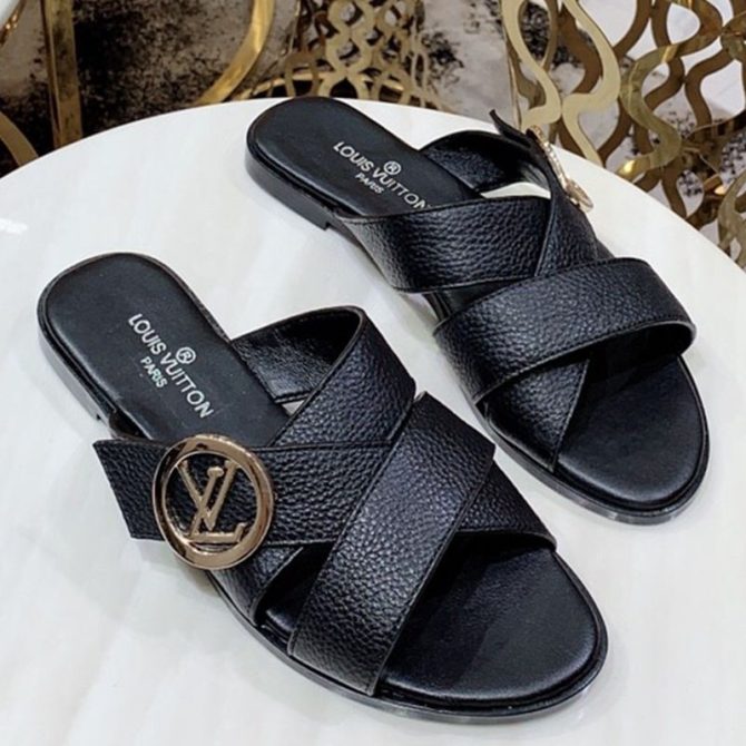 Louis Vuitton Horizon Calfskin LV Circle Flat Mule Sandals Black